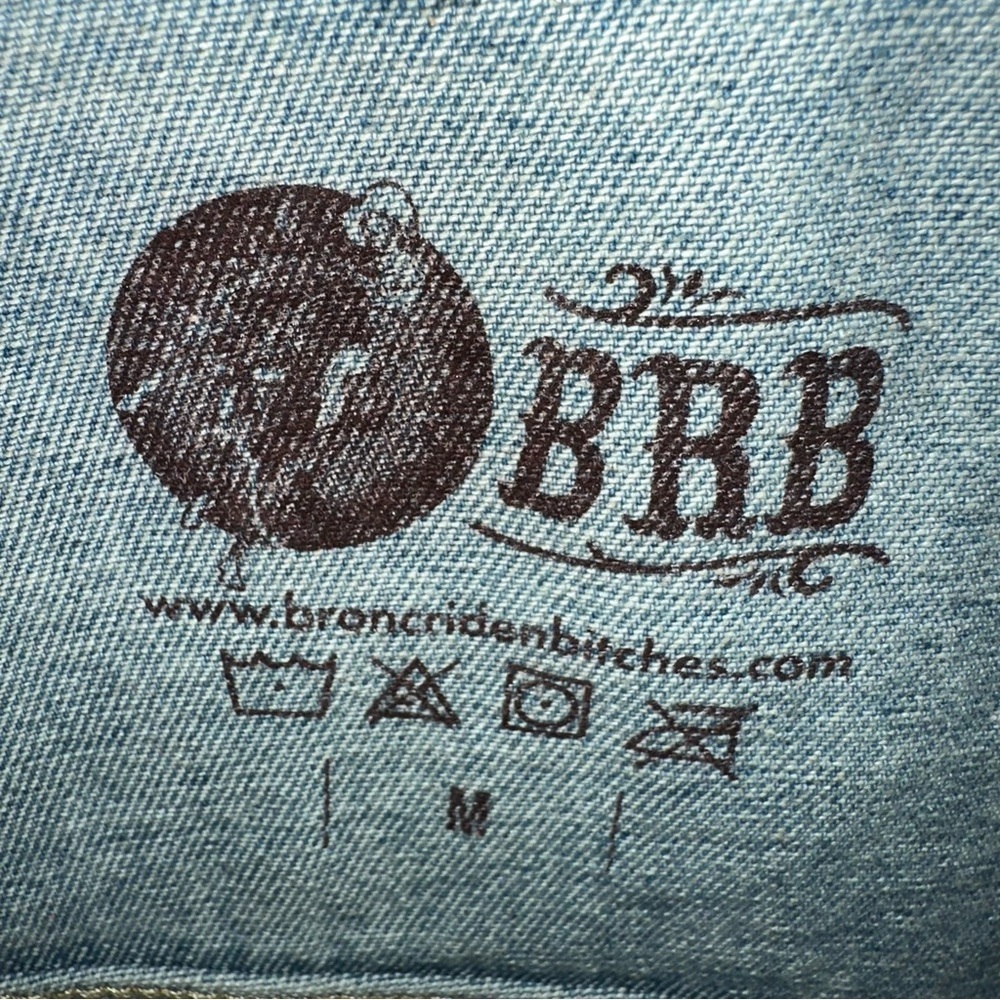 BRB Denim Jacket with Lady Bronc Rider Graphic Detail on the Back - Picture 9 of 9